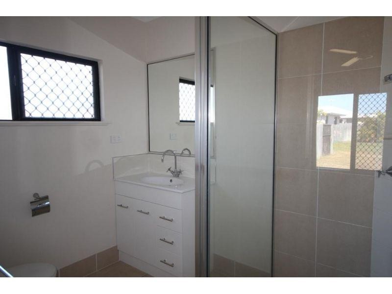 Mount Louisa QLD 4814