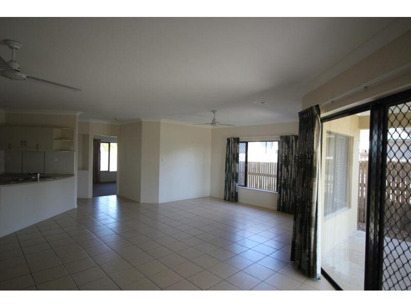 Mount Louisa QLD 4814