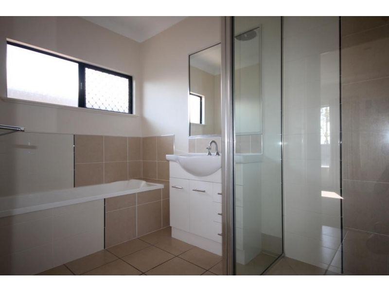 Mount Louisa QLD 4814