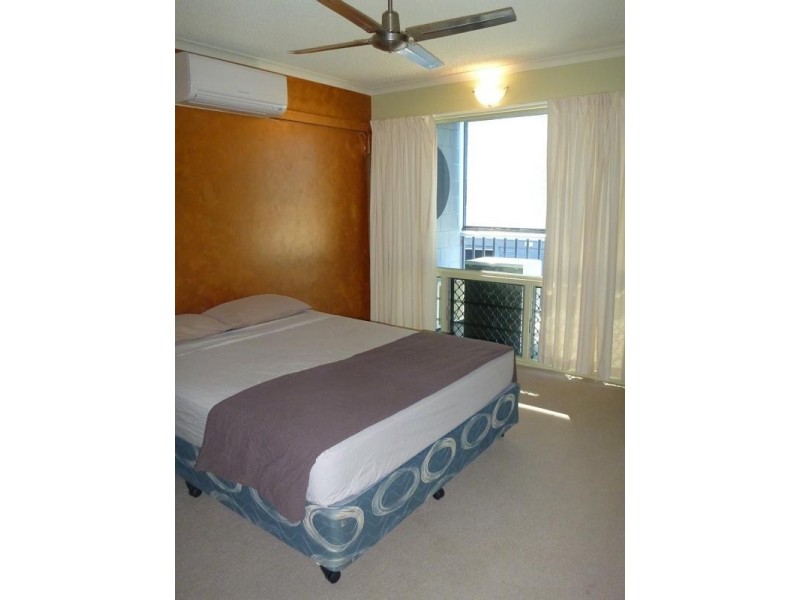 12/108-109 The Strand, North Ward QLD 4810