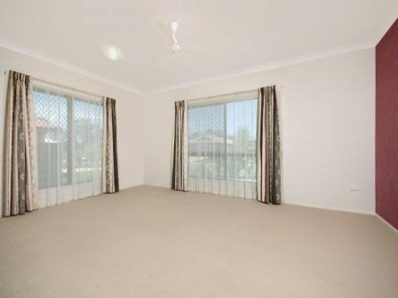 62 Woodwark Drive, Bushland Beach QLD 4818