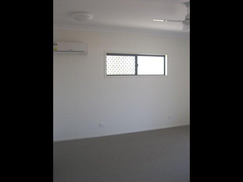 79 Shutehaven Circuit, Bushland Beach QLD 4818