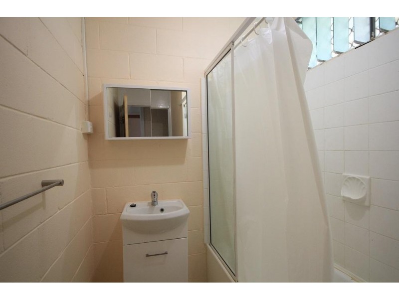 2/6 Snelham Street, Rosslea QLD 4812