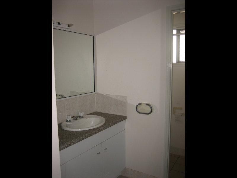 20 Joshua Crescent, Bushland Beach QLD 4818