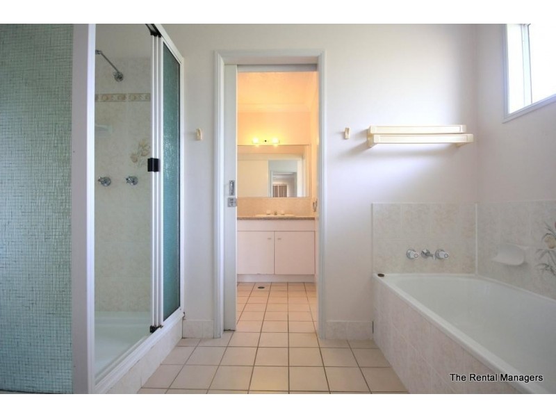 20 Joshua Crescent, Bushland Beach QLD 4818