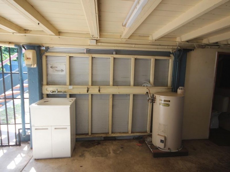 1 Queens Road, Railway Estate QLD 4810