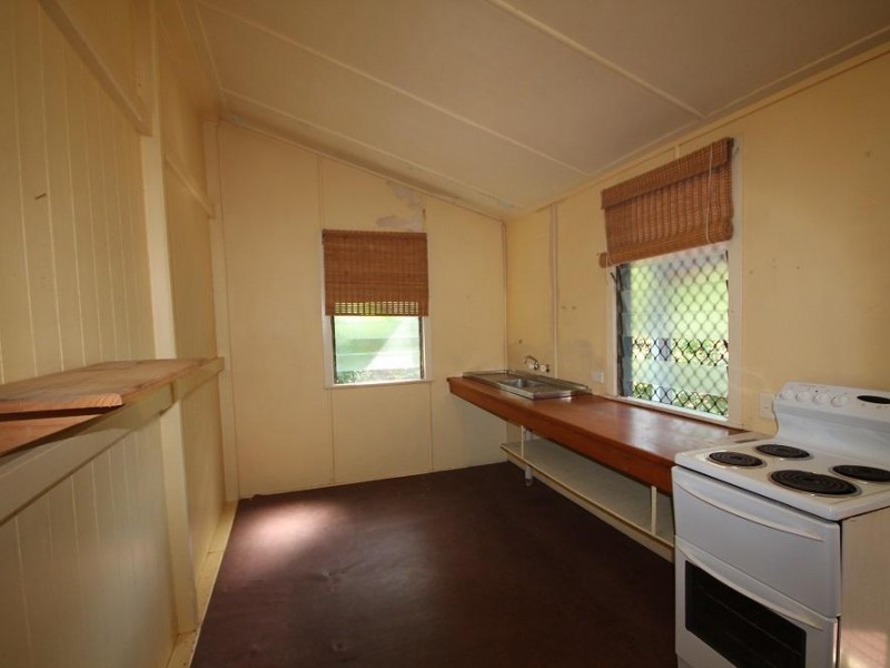 1 Queens Road, Railway Estate QLD 4810