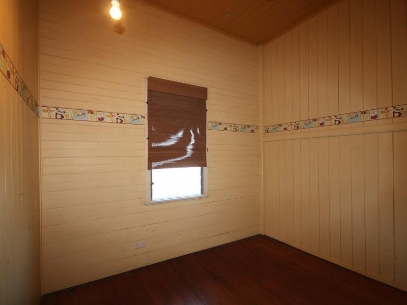 1 Queens Road, Railway Estate QLD 4810