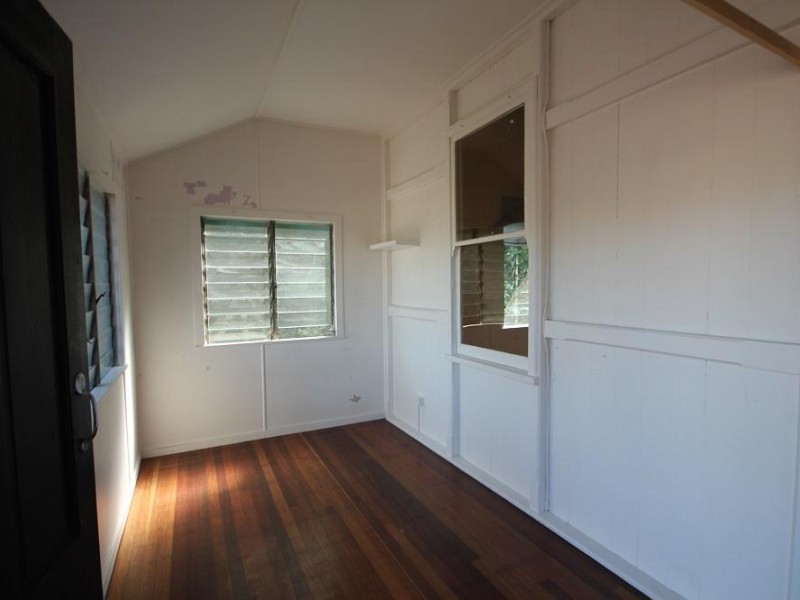 1 Queens Road, Railway Estate QLD 4810