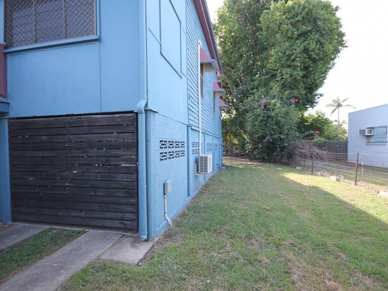 1 Queens Road, Railway Estate QLD 4810