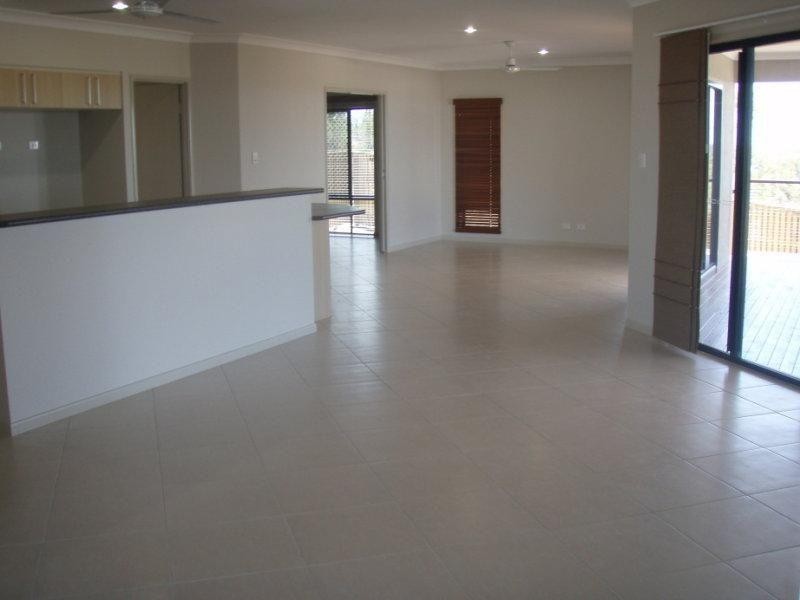 161 Goicoechea Drive, Bushland Beach QLD 4818