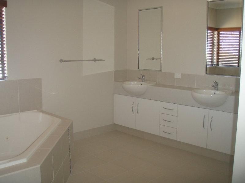 161 Goicoechea Drive, Bushland Beach QLD 4818