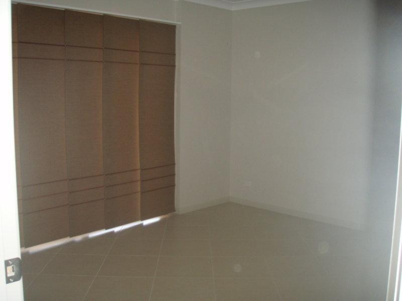 Bushland Beach QLD 4818