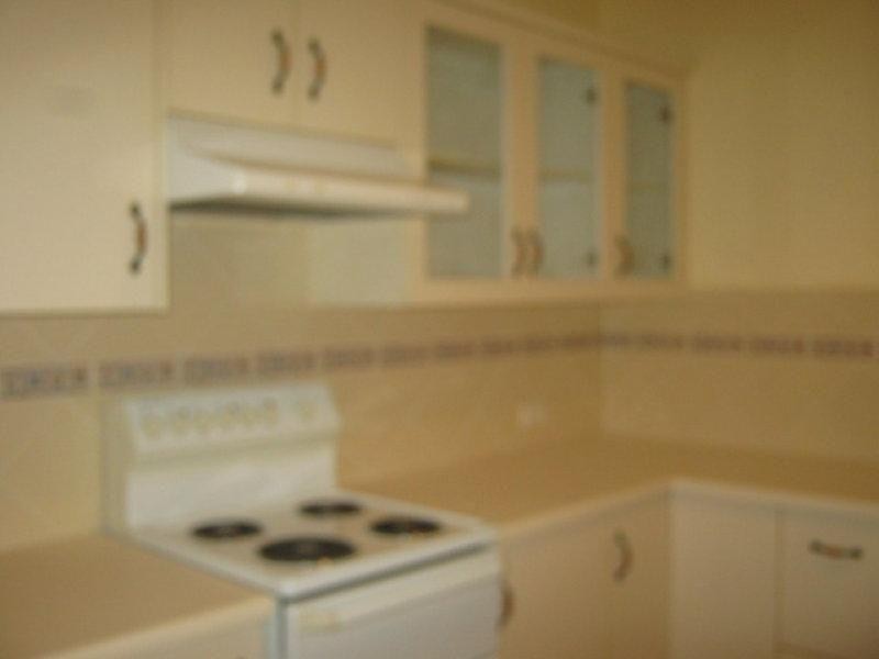 2/11 Xavier Street, Railway Estate QLD 4810