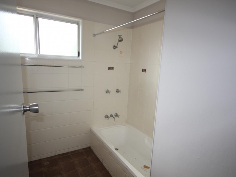 87 Thuringowa Drive, Kirwan QLD 4817