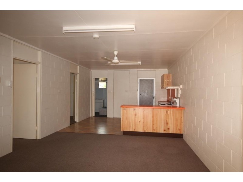 1/38 Meenan Street, Garbutt QLD 4814