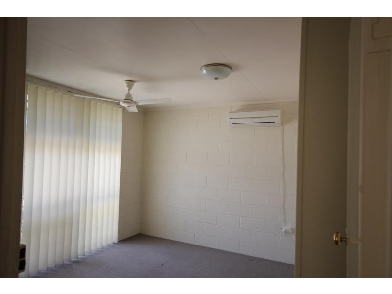 1/38 Meenan Street, Garbutt QLD 4814