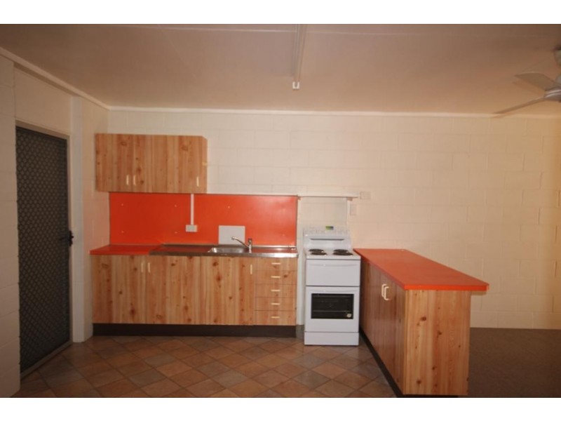 1/38 Meenan Street, Garbutt QLD 4814