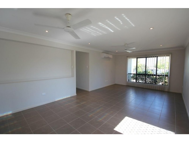 1 Franklin Drive, Mount Louisa QLD 4814