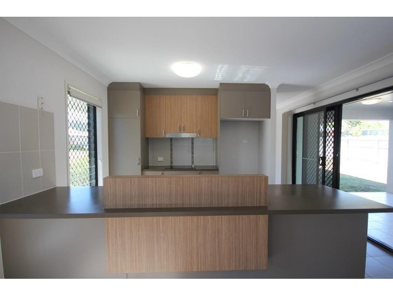 1 Franklin Drive, Mount Louisa QLD 4814