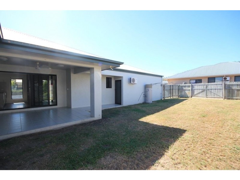 1 Franklin Drive, Mount Louisa QLD 4814