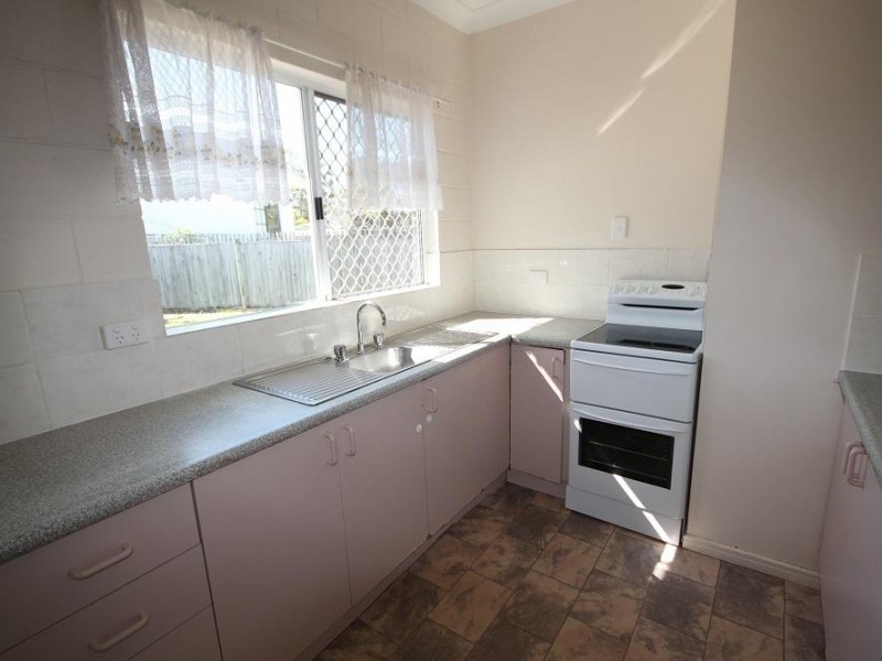 24 Gilli Cresent, Cranbrook QLD 4814