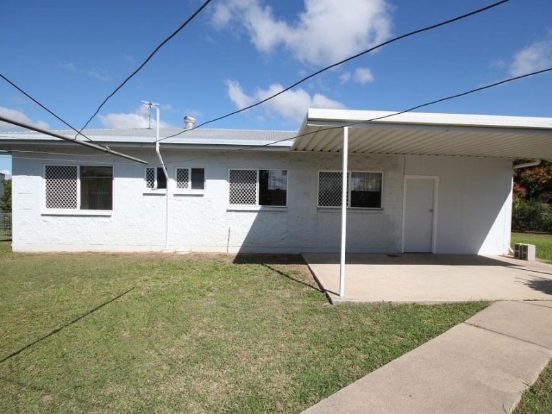 24 Gilli Cresent, Cranbrook QLD 4814