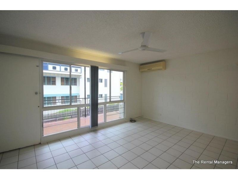 4/98 The Strand, North Ward QLD 4810