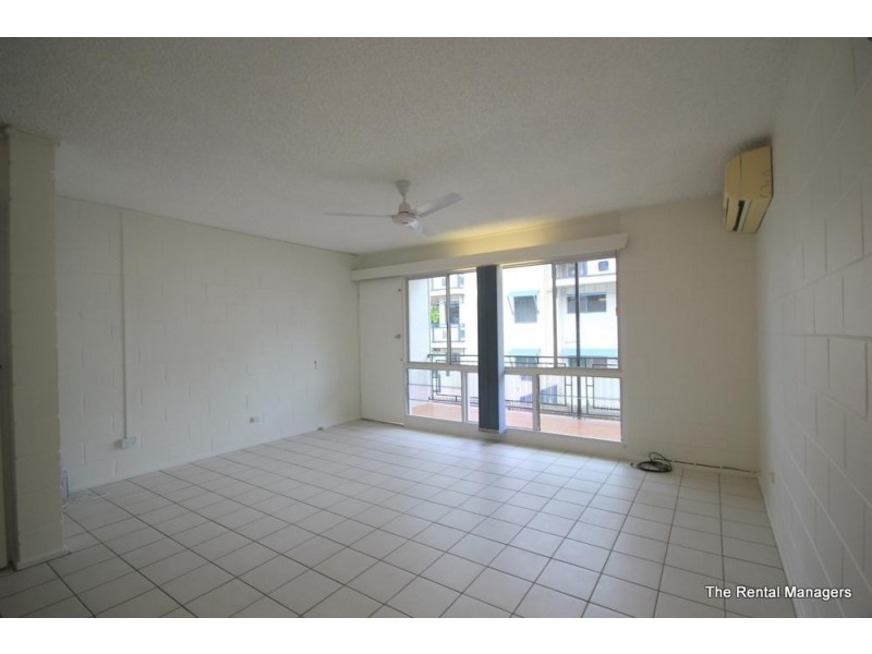 4/98 The Strand, North Ward QLD 4810