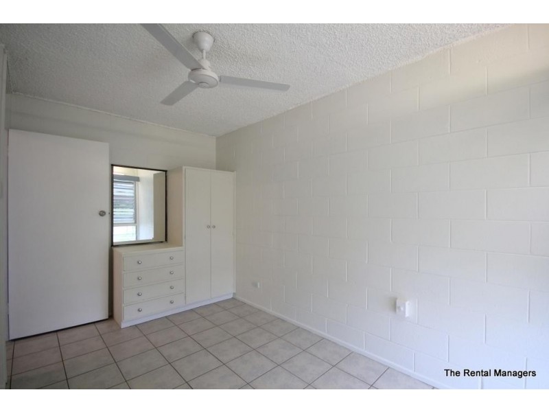 4/98 The Strand, North Ward QLD 4810