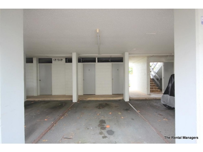 4/98 The Strand, North Ward QLD 4810