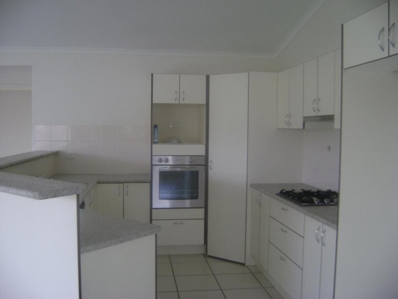 11 Anchorage Circuit, Bushland Beach QLD 4818