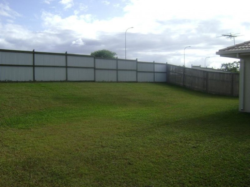 11 Anchorage Circuit, Bushland Beach QLD 4818