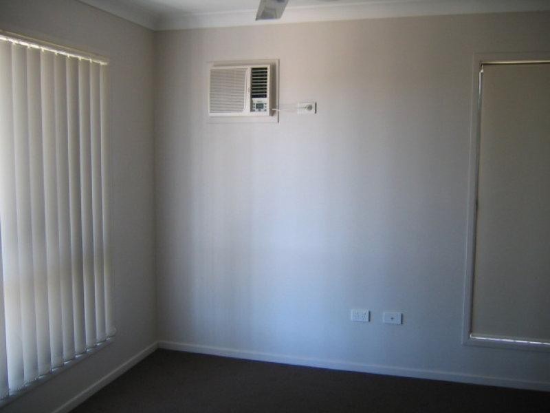 17 Tipperary Street, Burdell QLD 4818