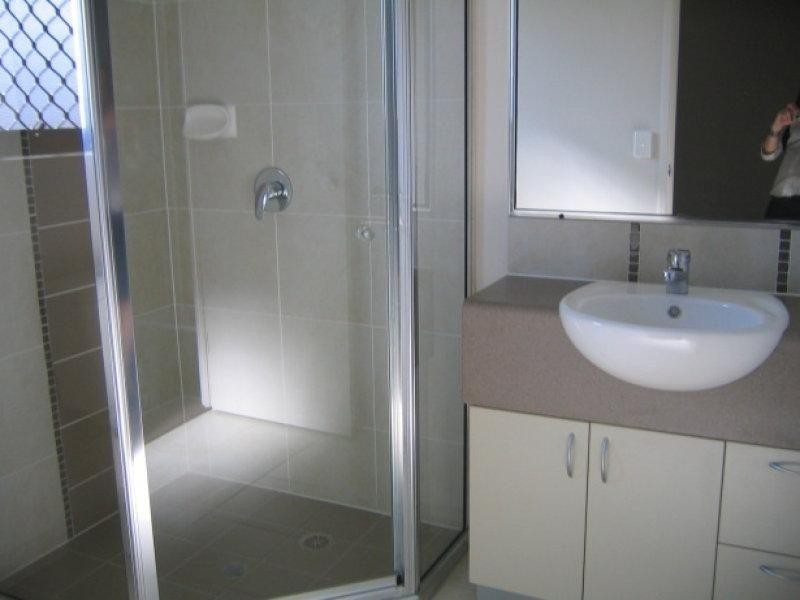 17 Tipperary Street, Burdell QLD 4818