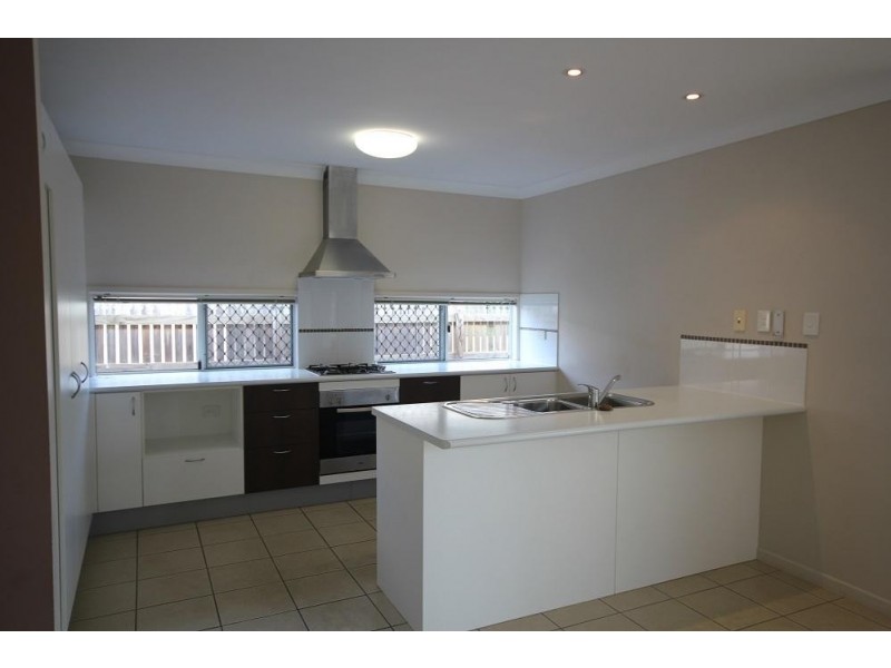 14 Wexham Street, Kirwan QLD 4817