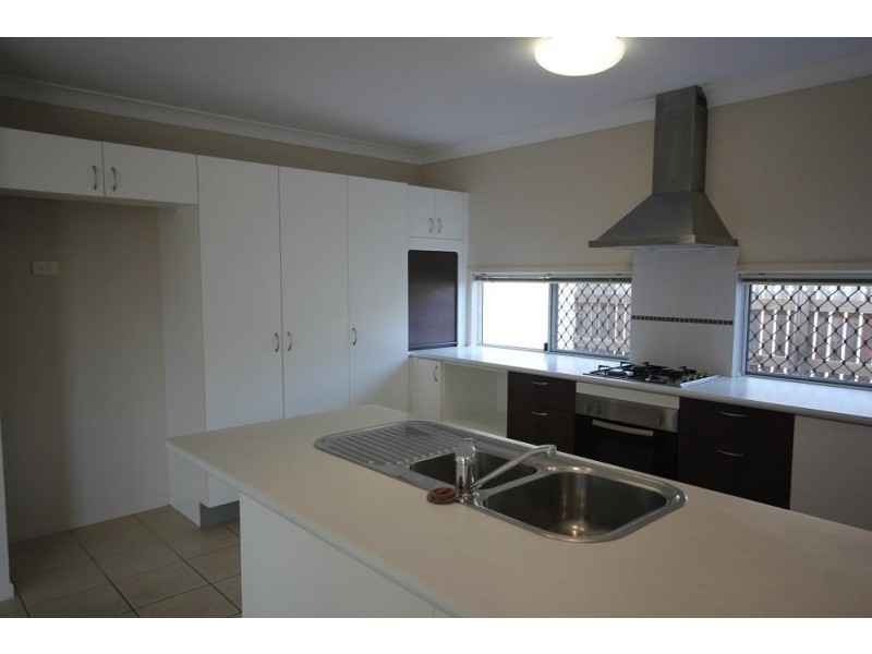 14 Wexham Street, Kirwan QLD 4817