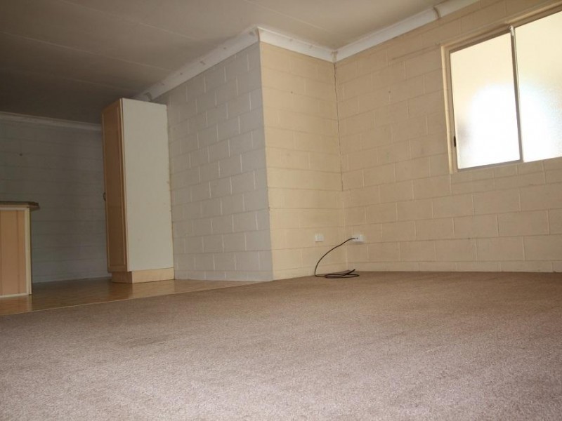 2/1077 Riverway Drive, Rasmussen QLD 4815