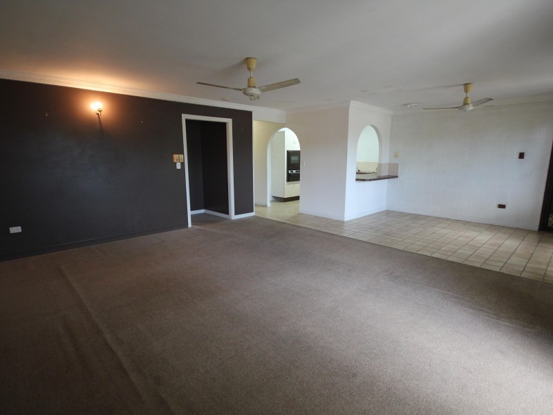 4/93 Bowen Road, Rosslea QLD 4812