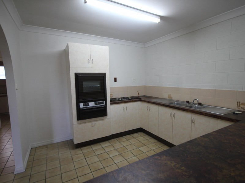 4/93 Bowen Road, Rosslea QLD 4812