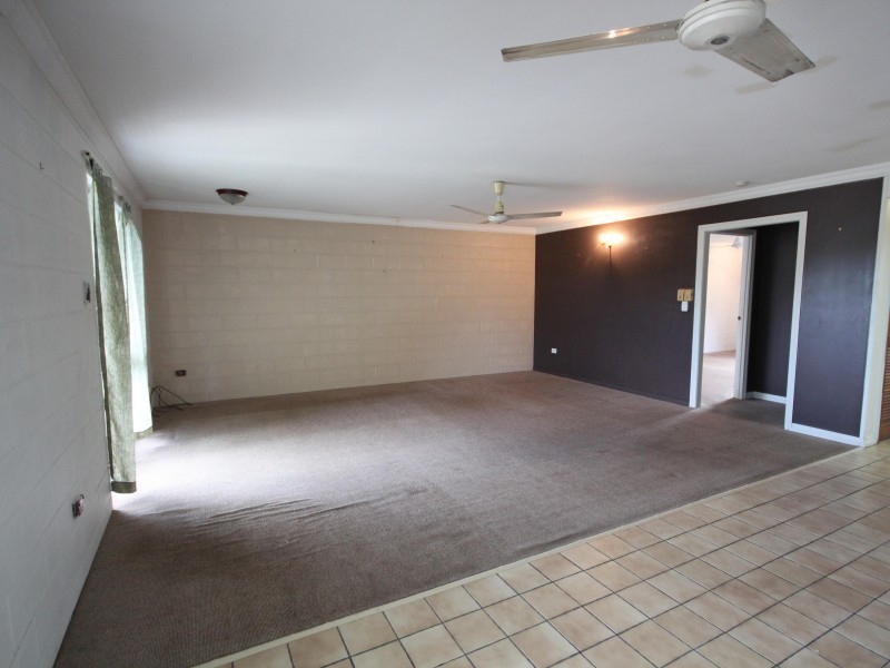 4/93 Bowen Road, Rosslea QLD 4812