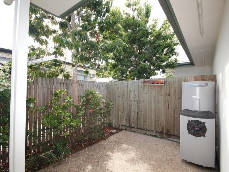 1/63 Hugh Street, West End QLD 4810