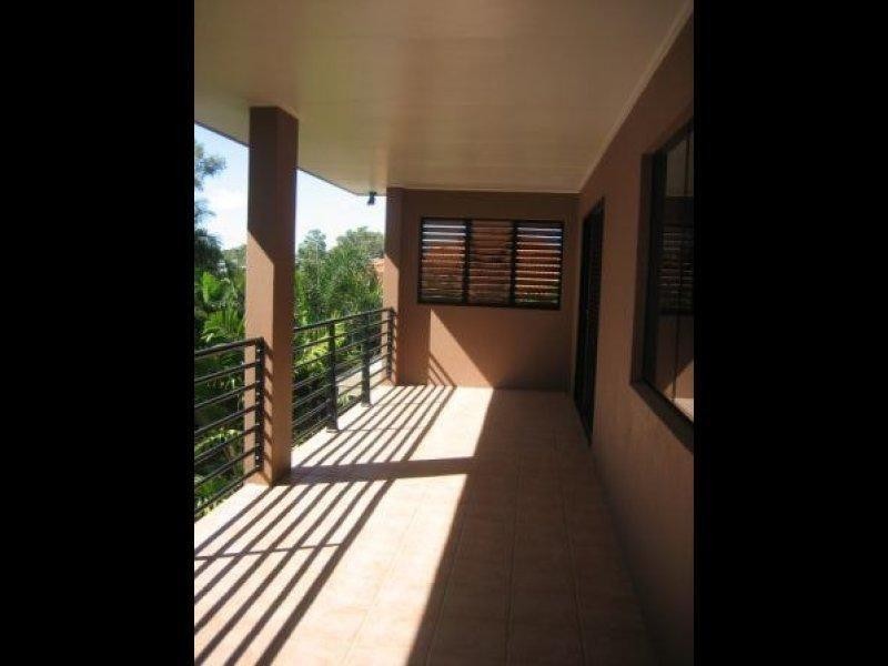 12 Marita Court, Bushland Beach QLD 4818