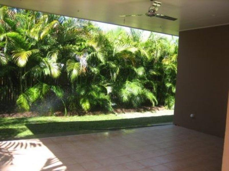 12 Marita Court, Bushland Beach QLD 4818