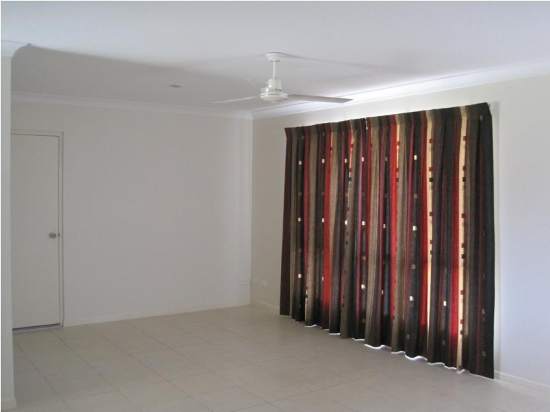 20 Armistice Street, Burdell QLD 4818