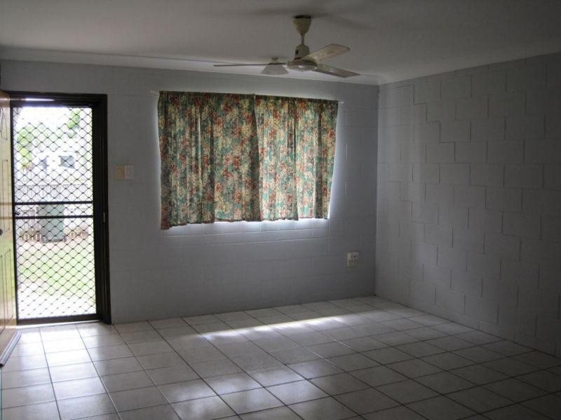 2/1 Calypso Court, Burdell QLD 4818