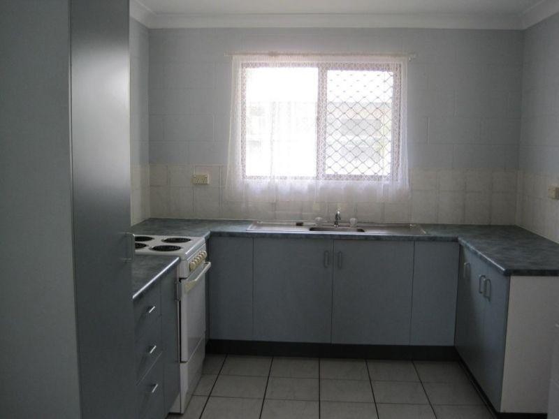 2/1 Calypso Court, Burdell QLD 4818