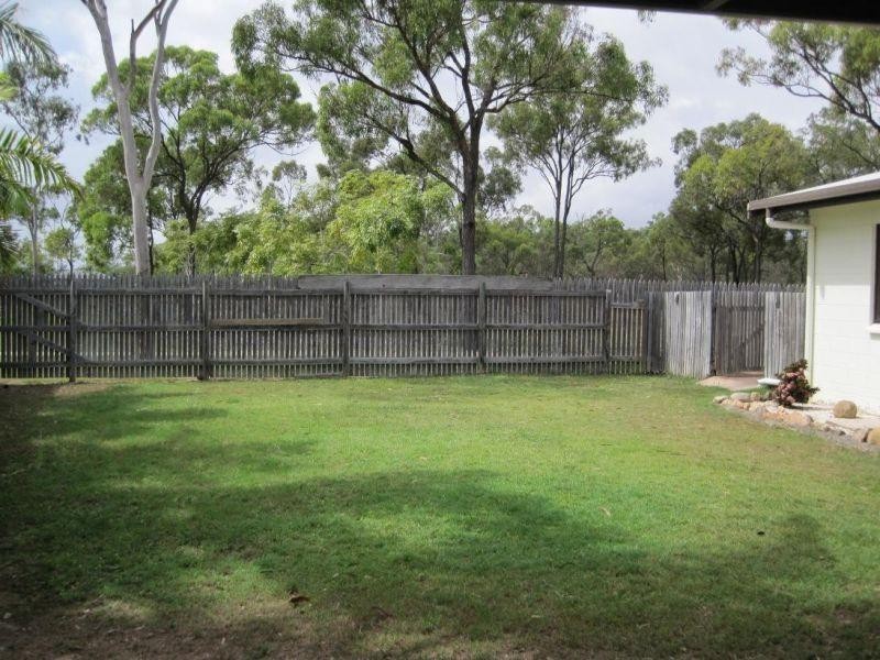 2/1 Calypso Court, Burdell QLD 4818