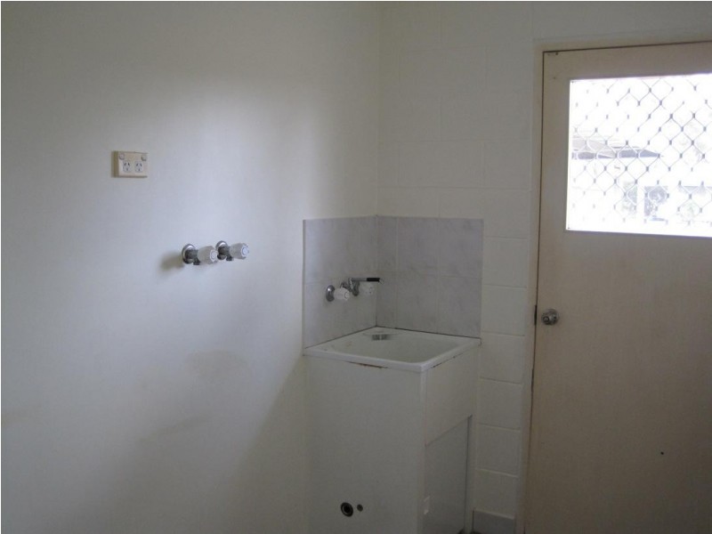 26 Chesney Road, Mount Low QLD 4818