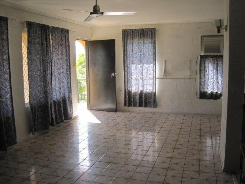 1/49 Punari Street, Currajong QLD 4812